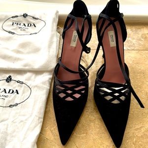 Black satin Prada  pump. 100% Authentic